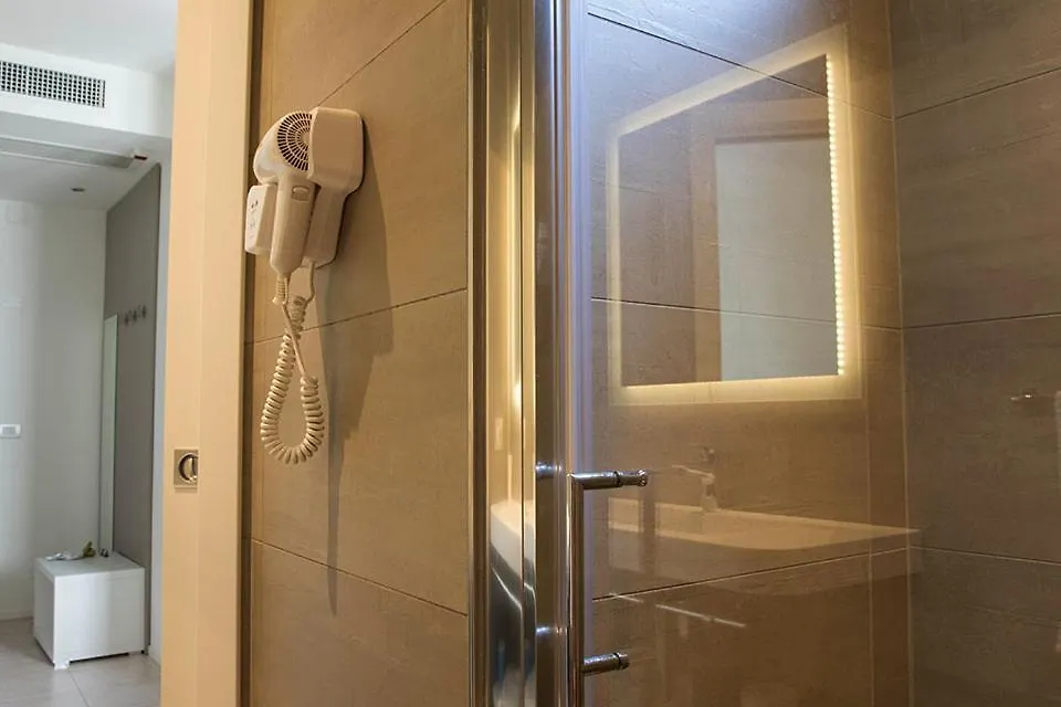 Hotel Monica 리치오네 이탈리아