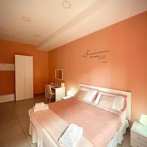 Bed & Breakfast Rianna House **