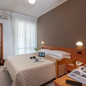 Hotel Pierre, Riccione